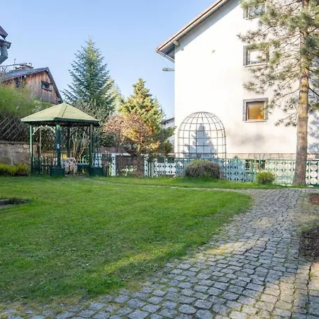 Penzion Kama Sklářská Poruba